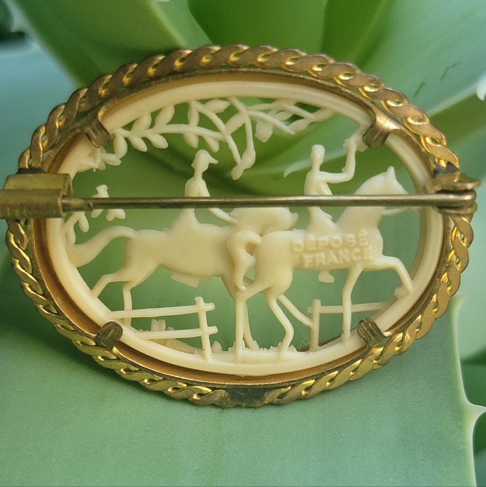 Antique Depose France Celluloid Brooch - Picture 2 of 6